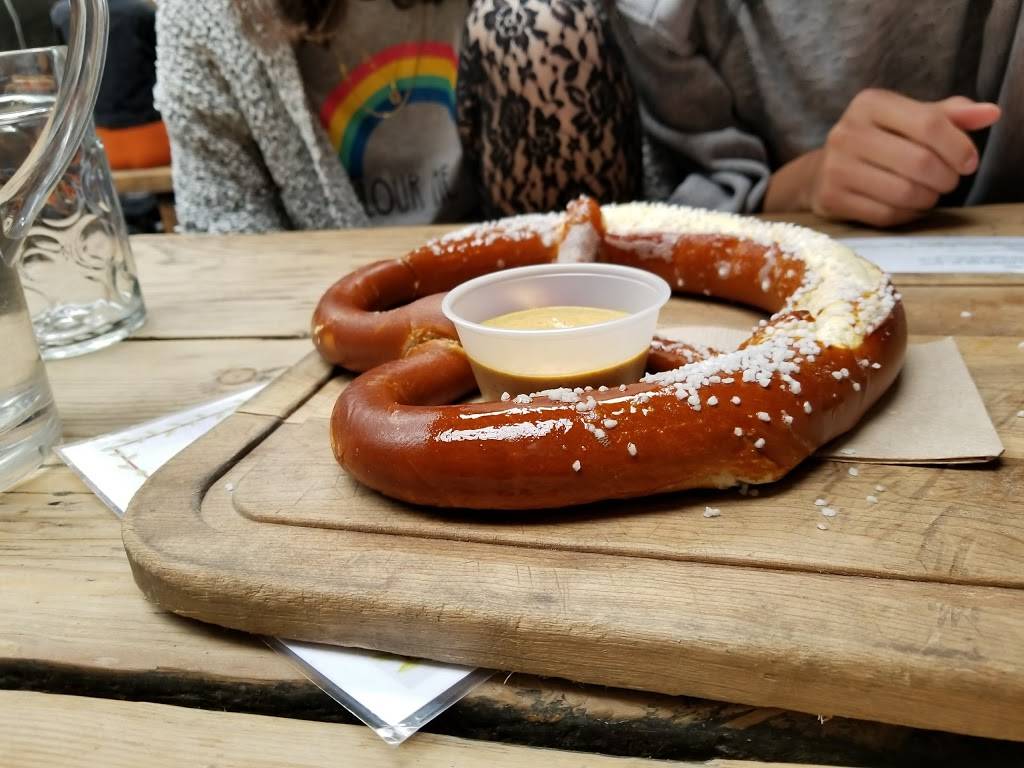 Radegast Hall & Biergarten | restaurant | 113 N 3rd St, Brooklyn, NY 11211, USA | 7189633973 OR +1 718-963-3973