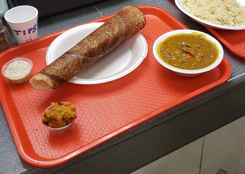 Dhaba Indian Restaurant (Bayfield St.) | restaurant | 320 BAYFIELD Street, BAYFIELD MALL FOOD COURT BOWLERAMA Entrance And Take Left , Use The Elevator To Come Upstair, Barrie, ON L4M 3C1, Canada | 2498805090 OR +1 249-880-5090