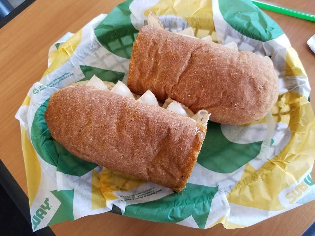 Subway | restaurant | 3634 N Valley Pike, Harrisonburg, VA 22802, USA | 5404342657 OR +1 540-434-2657