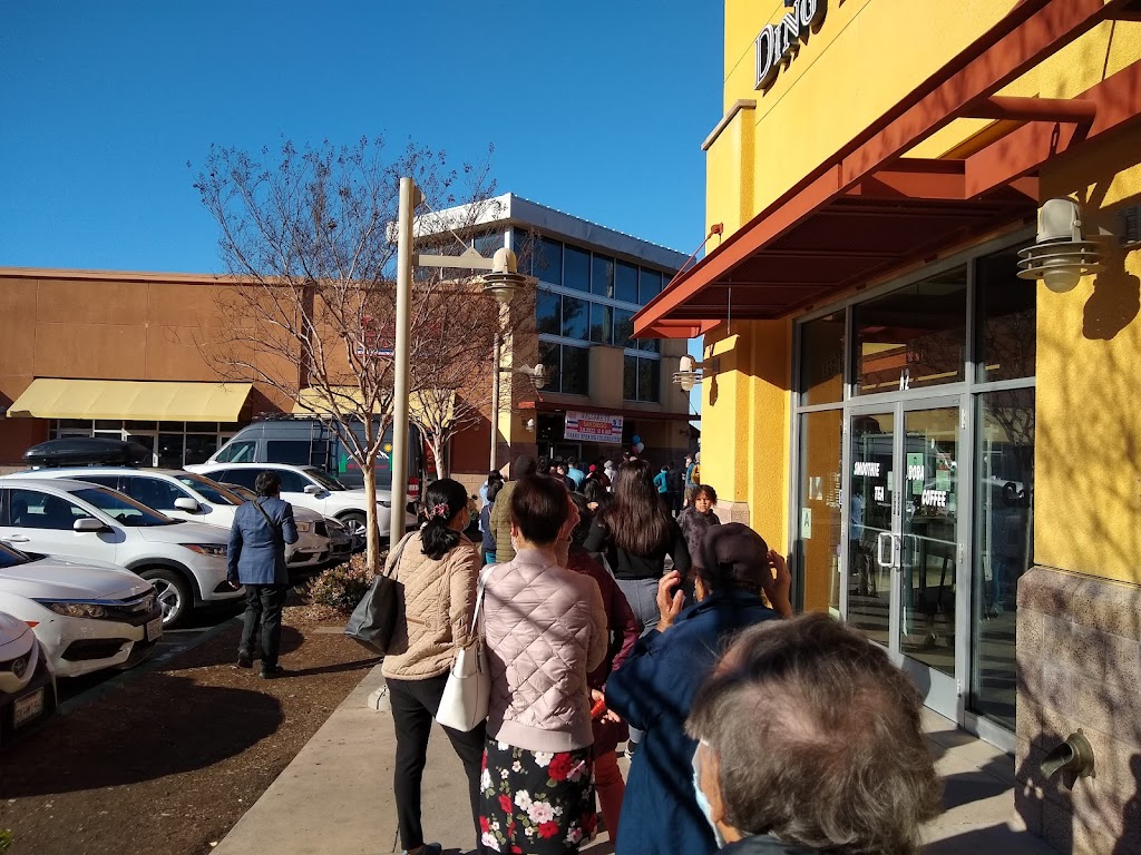 Lees Sandwiches | restaurant | 5801 University Ave B1, San Diego, CA 92115, USA | 6199155562 OR +1 619-915-5562