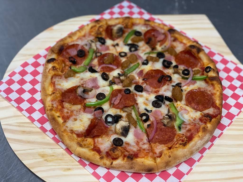 La Famiglia Wood Fired Pizzeria | restaurant | 9635 N Sam Houston Pkwy E Suite # 400, Humble, TX 77396, USA | 2816235411 OR +1 281-623-5411