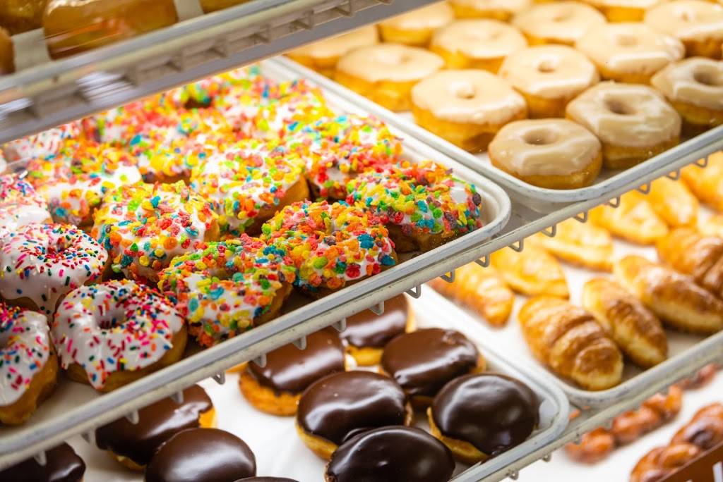 Donut Joes®️ | bakery | 3199 Lee St, Pelham, AL 35124, USA | 2056636006 OR +1 205-663-6006