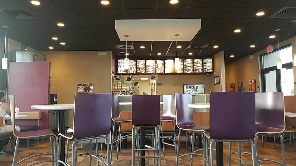 Taco Bell | meal takeaway | 3351 Harwood Rd, Bedford, TX 76021, USA | 8176858338 OR +1 817-685-8338