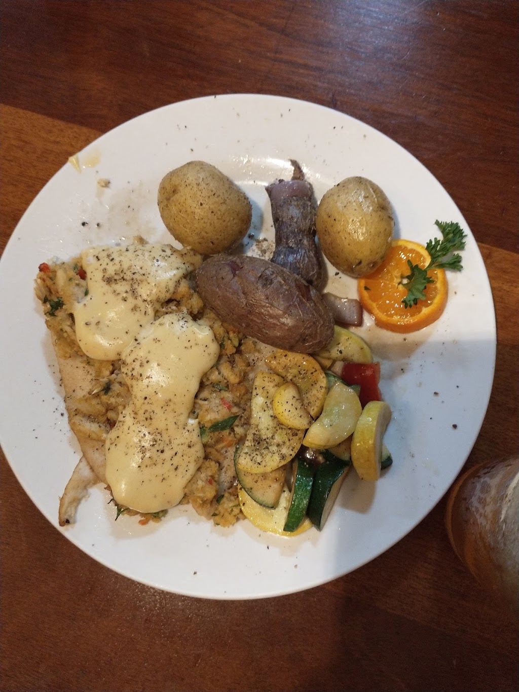 Rolands Bistro | restaurant | 1726 S Main St H, Willits, CA 95490, USA | 7078413058 OR +1 707-841-3058