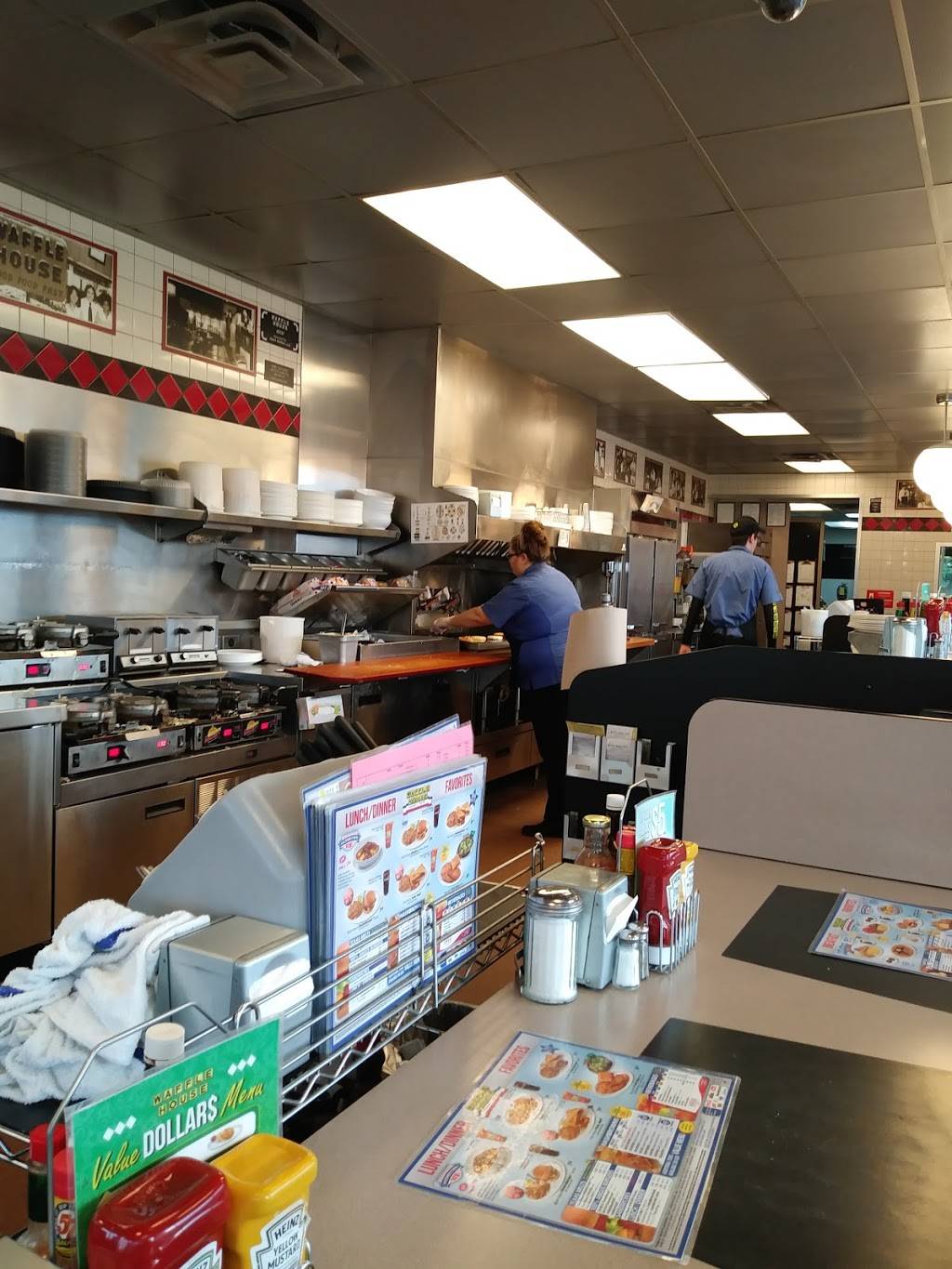 Waffle House | meal takeaway | 2523 W Kingshighway, Paragould, AR 72450, USA | 8702150627 OR +1 870-215-0627