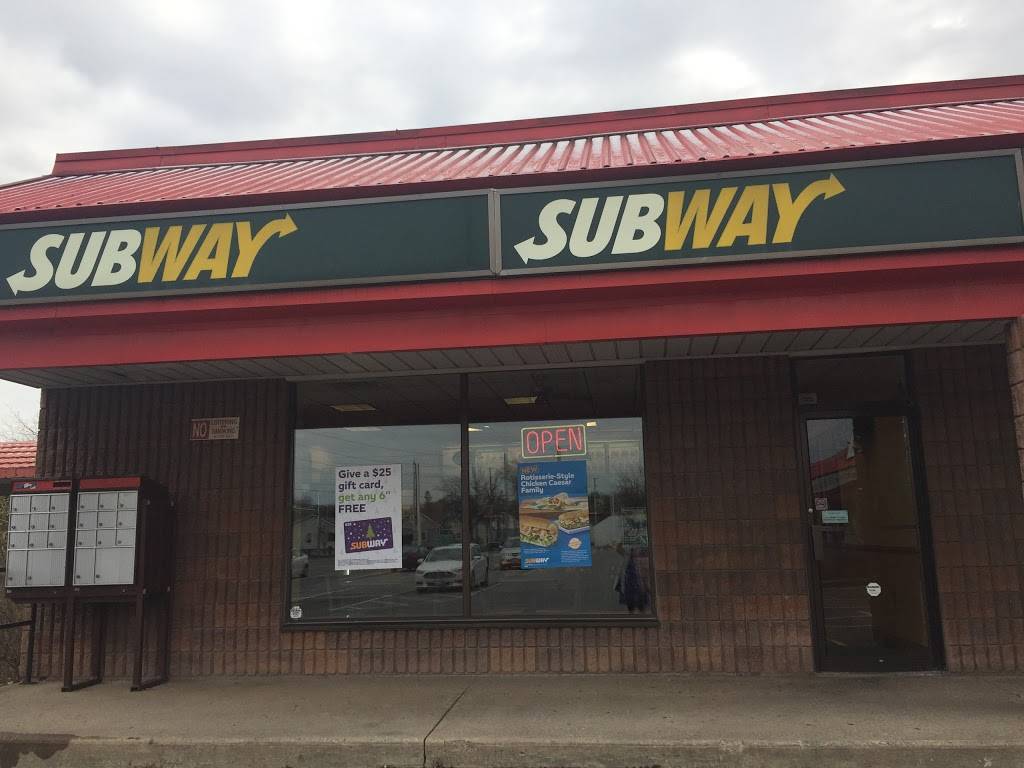 Subway | meal takeaway | 448 Welland Ave, St. Catharines, ON L2M 5V3, Canada | 9052288857 OR +1 905-228-8857
