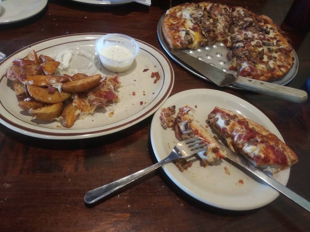 Hometown Pizza - Jtown | restaurant | 12613 Taylorsville Rd Suite 102, Louisville, KY 40299, USA | 5027428700 OR +1 502-742-8700