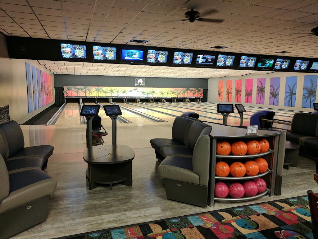 Airlanes Bowling Center & Grill | restaurant | 337 Langley Ave, Naval Air Station Key West, FL 33040, USA | 3052932976 OR +1 305-293-2976