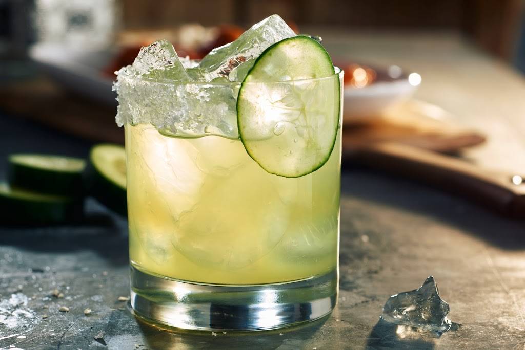 The Bistro – Eat. Drink. Connect.® | restaurant | 1295 Cinema Way, Benton Harbor, MI 49022, USA | 2692103000 OR +1 269-210-3000