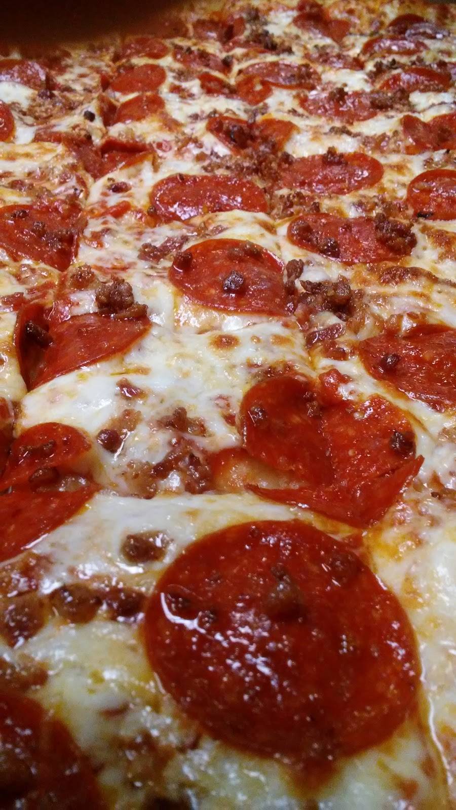 Grandmas Pizza | restaurant | 108 N High St, Mt Orab, OH 45154, USA | 9374444353 OR +1 937-444-4353