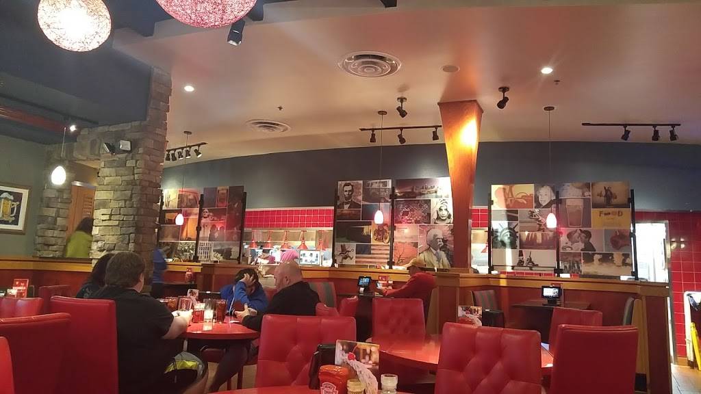 Red Robin Gourmet Burgers and Brews | restaurant | 11420 Capital Blvd, Wake Forest, NC 27587, USA | 9195620276 OR +1 919-562-0276