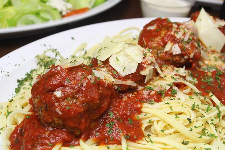 Pizza Pizzazz | restaurant | 75 Main St, Pepperell, MA 01463, USA | 9784339535 OR +1 978-433-9535