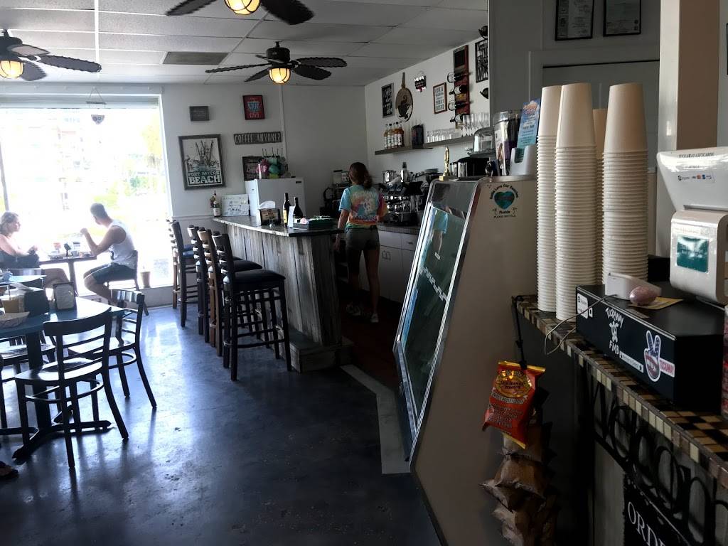 Tuckaway Cafe | cafe | 2301 Estero Blvd, Fort Myers Beach, FL 33931, USA | 2394635398 OR +1 239-463-5398