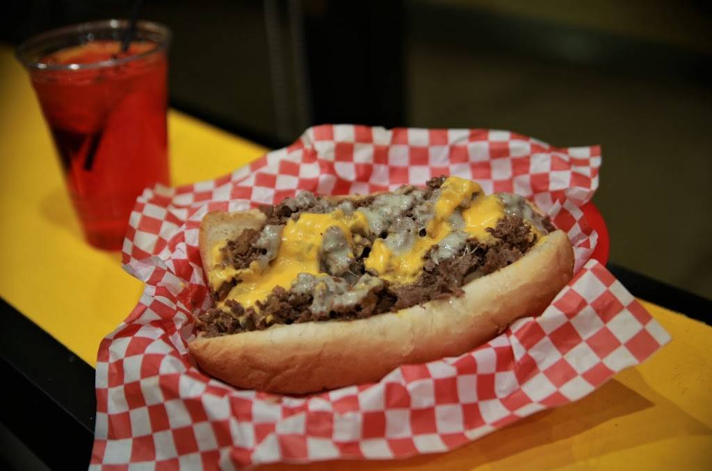Balboas Cheesesteaks | restaurant | 22 E Chicago Ave #117, Naperville, IL 60540, USA | 6309124267 OR +1 630-912-4267
