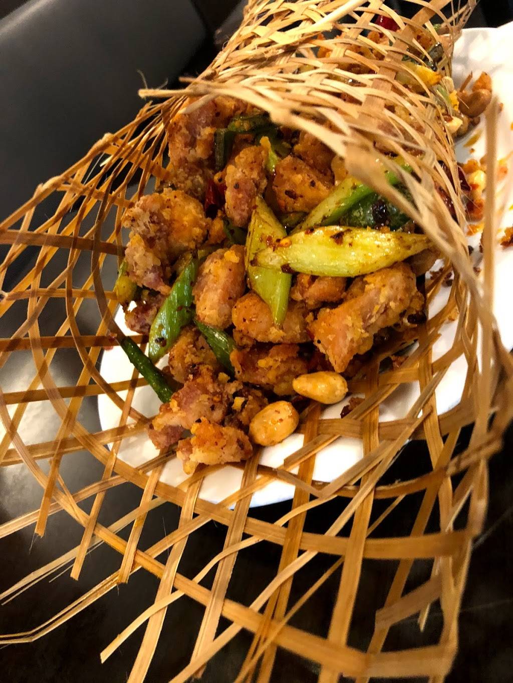 满江红 Red Lotus Restaurant | restaurant | 1177 Central Pkwy W, Mississauga, ON L5C 4P3, Canada | 9058968828 OR +1 905-896-8828