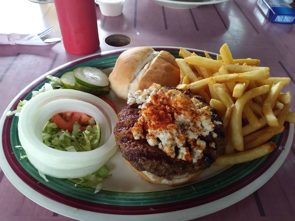 Houligans | restaurant | 50 Plaza Dr #106, Palm Coast, FL 32137, USA | 3864473580 OR +1 386-447-3580