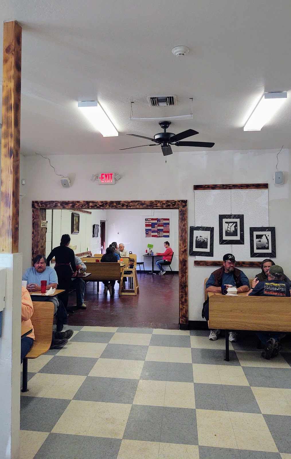 Skillets Cafe | restaurant | 990 AZ-89, Chino Valley, AZ 86323, USA | 9282375235 OR +1 928-237-5235