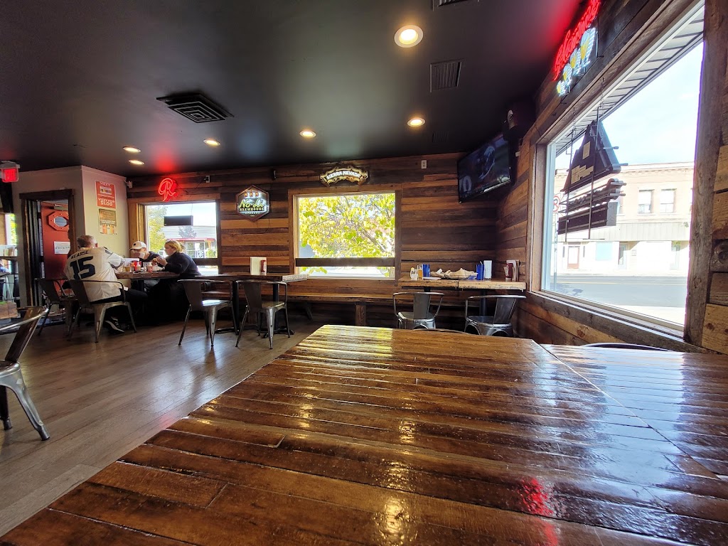 The Backyard Public House | restaurant | 1811 W Broadway Ave, Spokane, WA 99201, USA | 5098227338 OR +1 509-822-7338