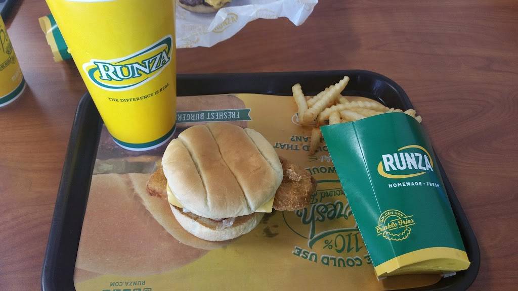 Runza Restaurant | restaurant | 15757 Center West Hadan Dr, Bennington, NE 68007, USA | 4029917118 OR +1 402-991-7118