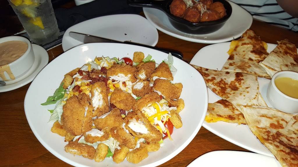 Outback Steakhouse | restaurant | 30 Pointe Dr, Brea, CA 92821, USA | 7149908100 OR +1 714-990-8100