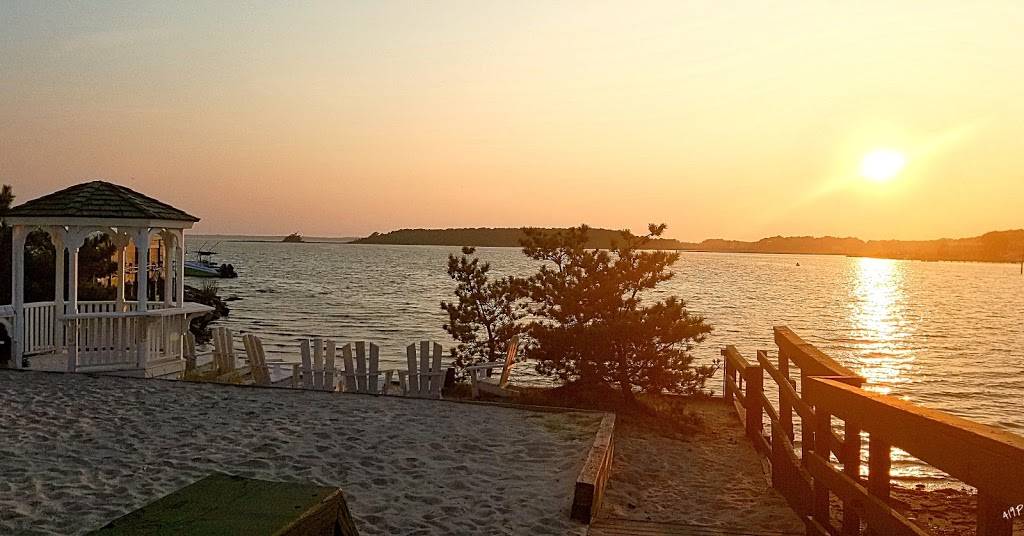 Ivy | restaurant | 136 Dagsworthy St, Dewey Beach, DE 19971, USA | 3022279292 OR +1 302-227-9292