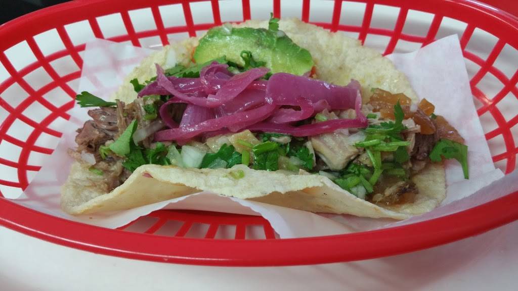 Porkys Carnitas | restaurant | 1720 S Soto St, Los Angeles, CA 90023, USA | 3235132086 OR +1 323-513-2086