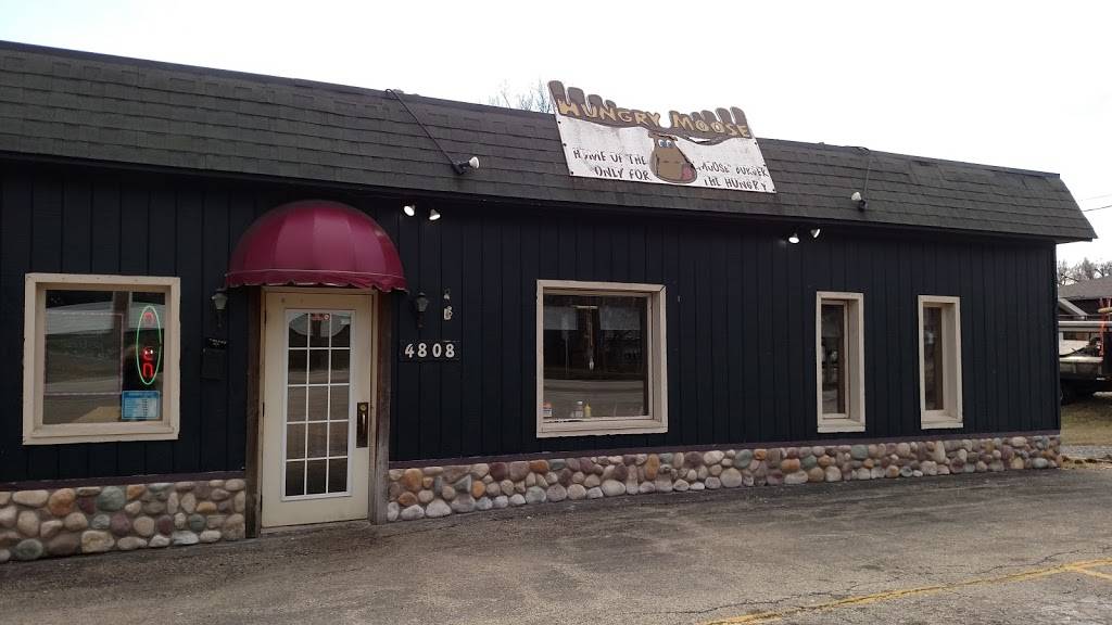 The Hungry Moose & Drunken Moose Lounge | restaurant | 4808 W Farmington Rd, Peoria, IL 61604, USA | 3092131407 OR +1 309-213-1407