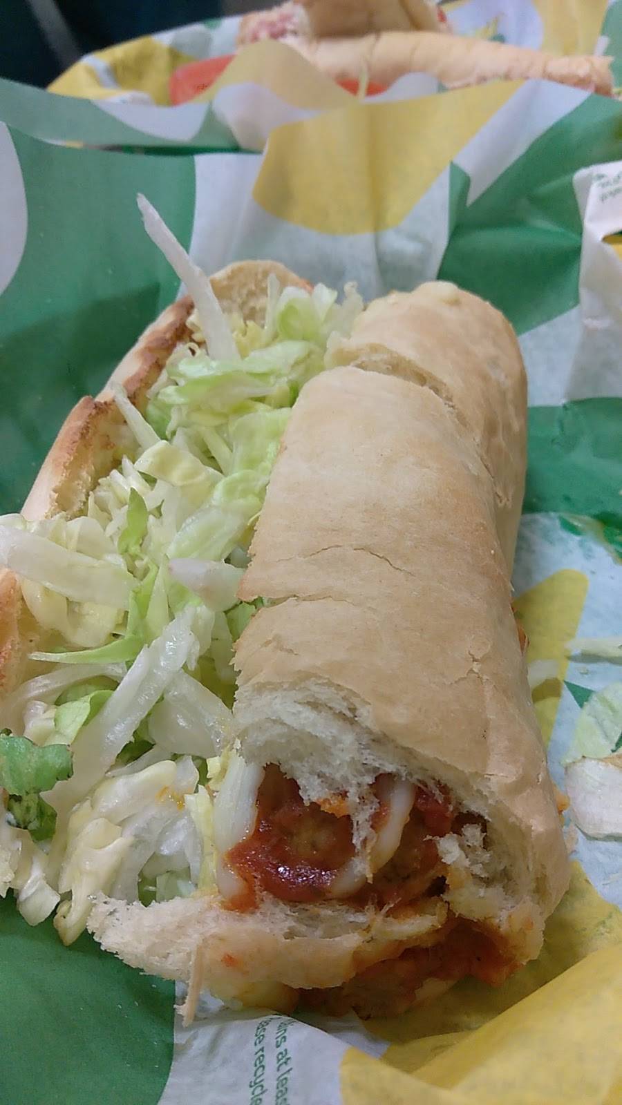 Subway | restaurant | 2802 Lee Blvd, Lehigh Acres, FL 33971, USA | 2393698415 OR +1 239-369-8415