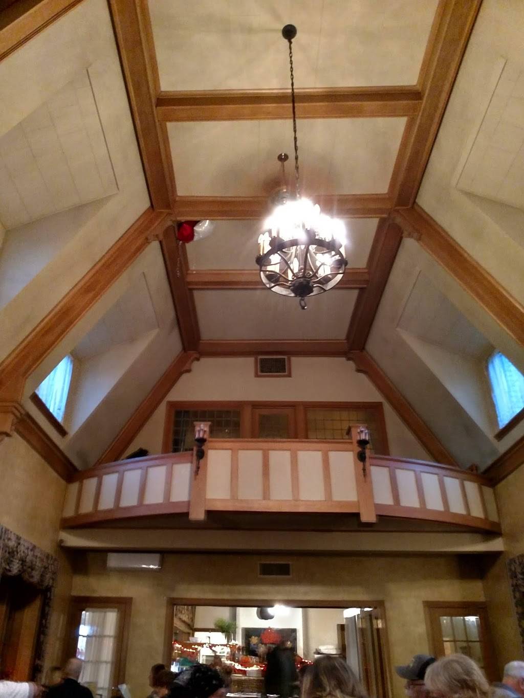 Elk & Hound Restaurant | restaurant | 200 Country Club Rd, Ironwood, MI 49938, USA | 9069323742 OR +1 906-932-3742