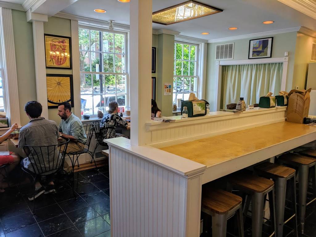 The Salad Maker | restaurant | 300 E Market St, Charlottesville, VA 22902, USA | 4342845523 OR +1 434-284-5523