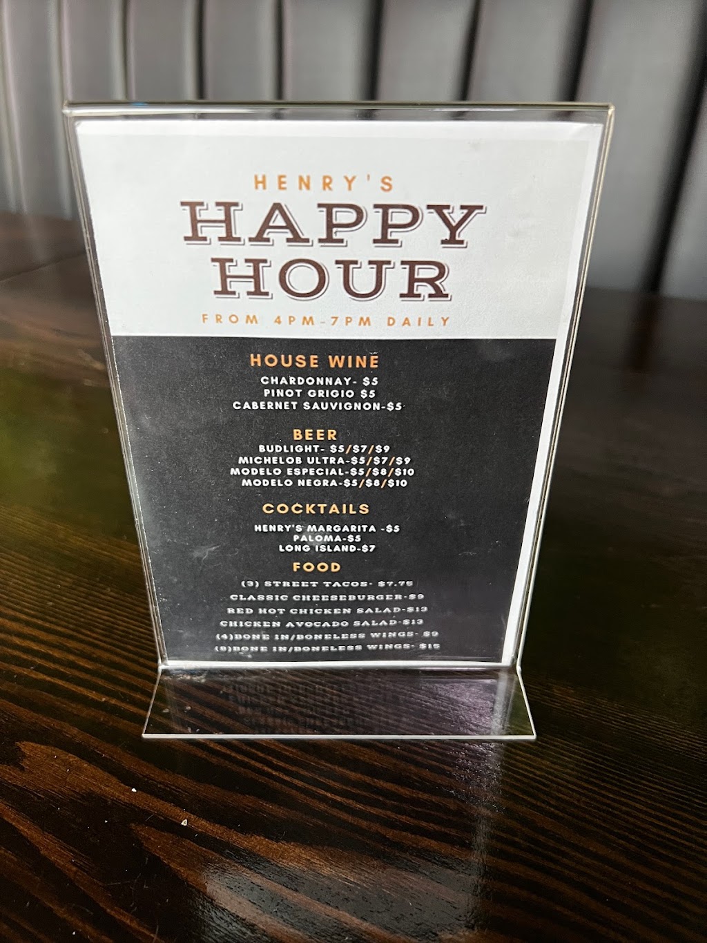 Henrys Bar and Grill | restaurant | 501 W Redlands Blvd Ste K, Redlands, CA 92373, USA | 9094061066 OR +1 909-406-1066