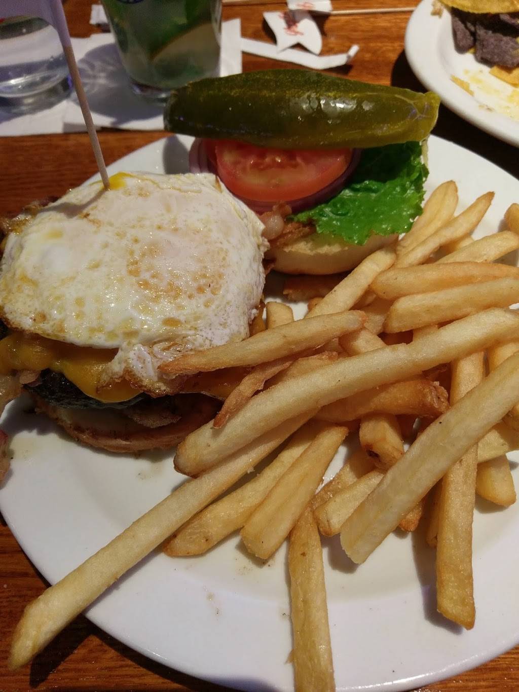 Glory Days Grill | restaurant | 1616 W Nursery Rd, Linthicum Heights, MD 21090, USA | 4439604343 OR +1 443-960-4343