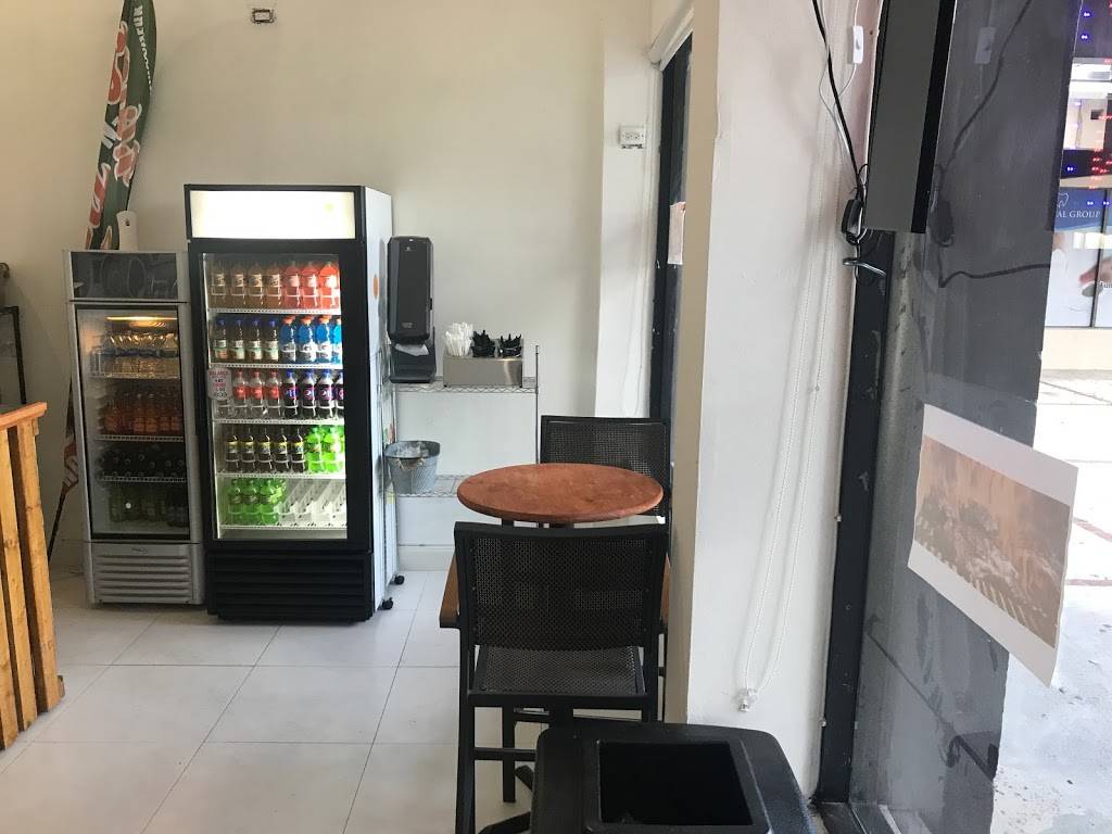 Wings N Jerk | restaurant | 10519 SW 109th Ct, Miami, FL 33176, USA | 3054566792 OR +1 305-456-6792