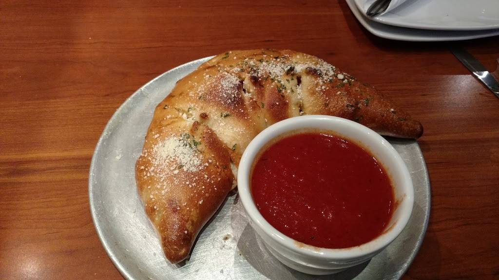 Grid Iron Sports Bar | restaurant | 934 Township Line Rd, Phoenixville, PA 19460, USA | 6109337446 OR +1 610-933-7446