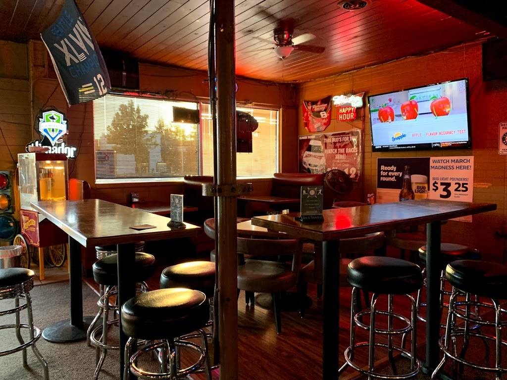 Blinker Tavern | restaurant | 206 Washington Ave N, Kent, WA 98032, USA | 2538502337 OR +1 253-850-2337