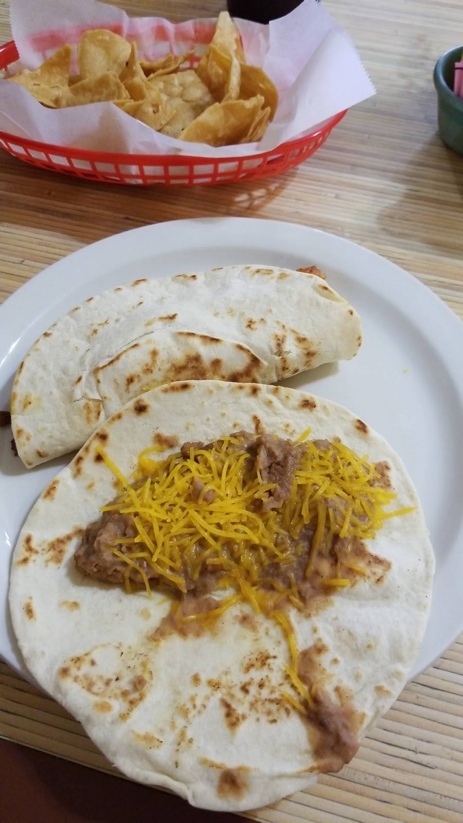 Adolfos Cafe | restaurant | 321 Fredericksburg Rd, San Antonio, TX 78201, USA | 2107256069 OR +1 210-725-6069