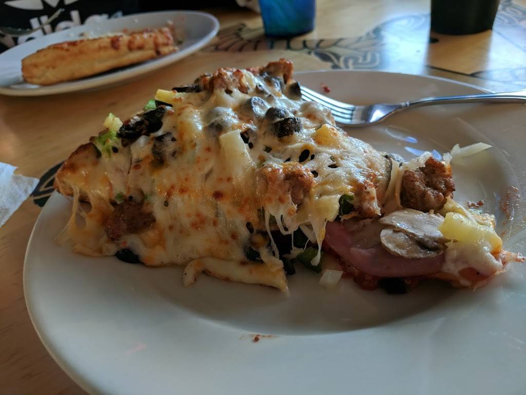 Seabeck Pizza | restaurant | 9919 Trident Ln NW, Silverdale, WA 98383, USA | 3606929500 OR +1 360-692-9500