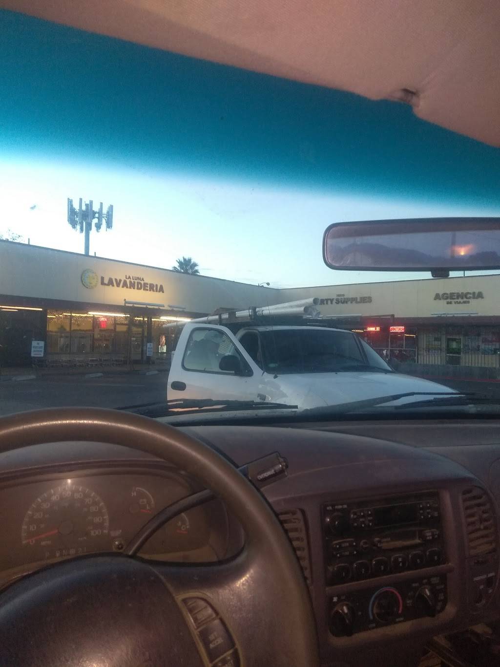 Continental Bakery | bakery | 10421 Laurel Canyon Blvd, Pacoima, CA 91331, USA | 8188341273 OR +1 818-834-1273