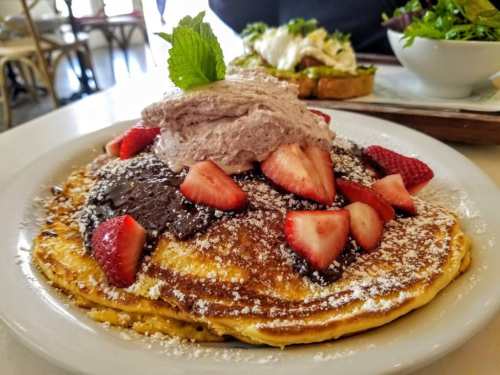 Olive & Thyme | restaurant | 3821 W Riverside Dr, Burbank, CA 91505, USA | 8185571560 OR +1 818-557-1560