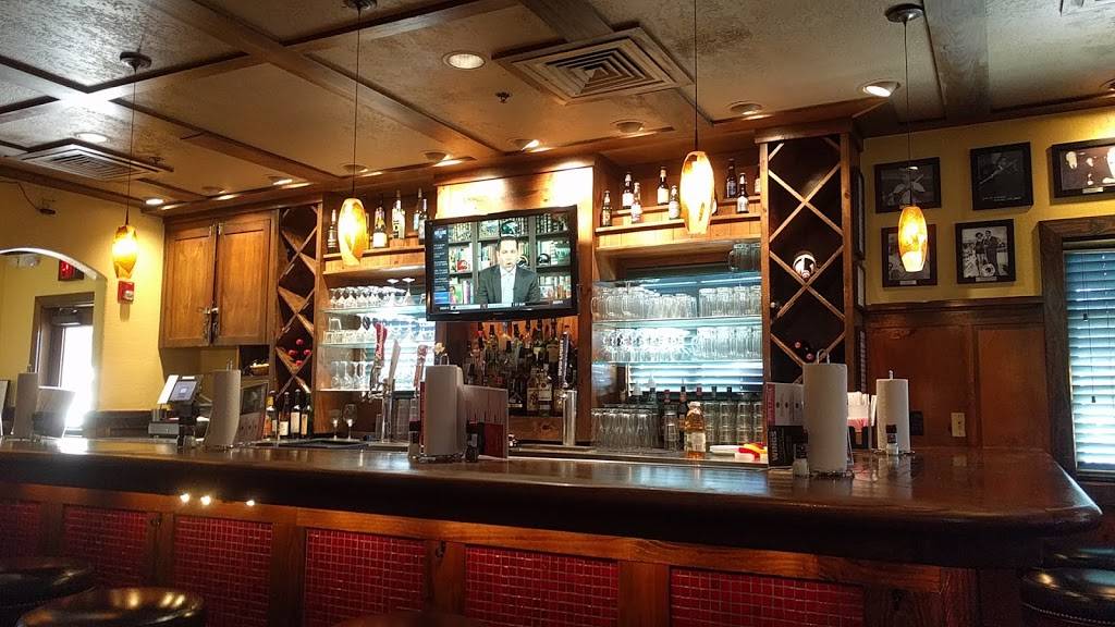 Johnny Carinos | restaurant | 19820 Northwest Fwy, Houston, TX 77065, USA | 2819701554 OR +1 281-970-1554