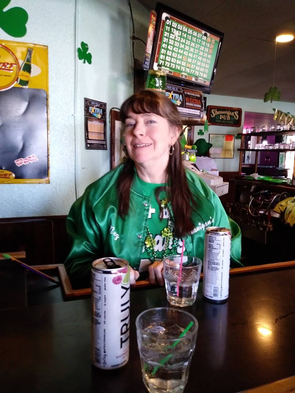 Shenanigans Pub | meal takeaway | 6263 W Houghton Lake Dr, Houghton Lake, MI 48629, USA | 9894223257 OR +1 989-422-3257