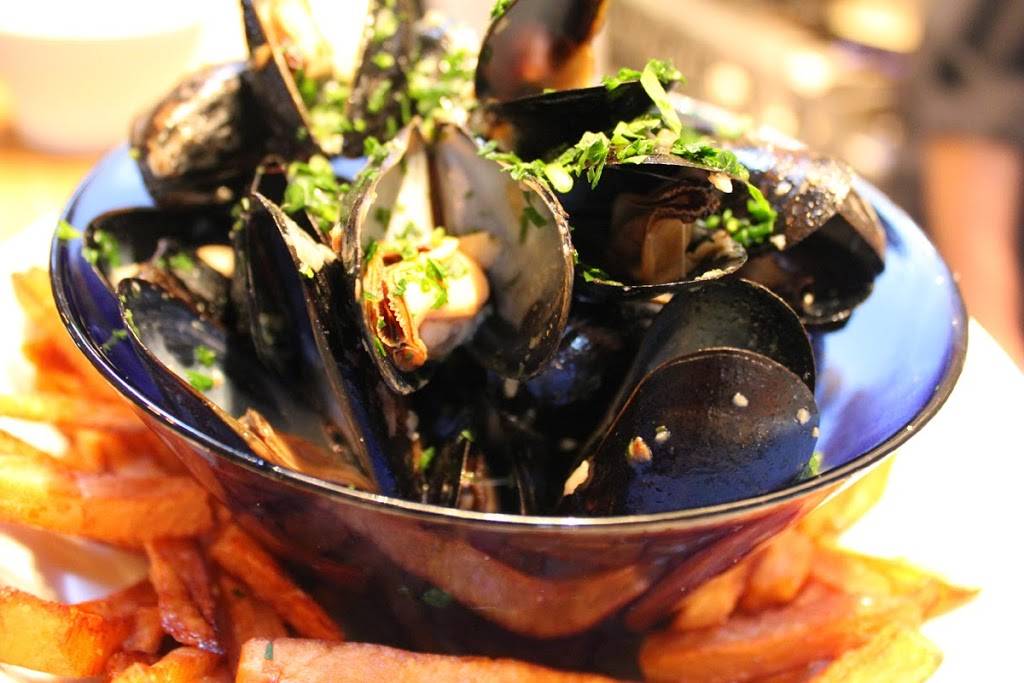 Bear in Boots | restaurant | 285 Main St, Falmouth, MA 02540, USA | 5084448511 OR +1 508-444-8511