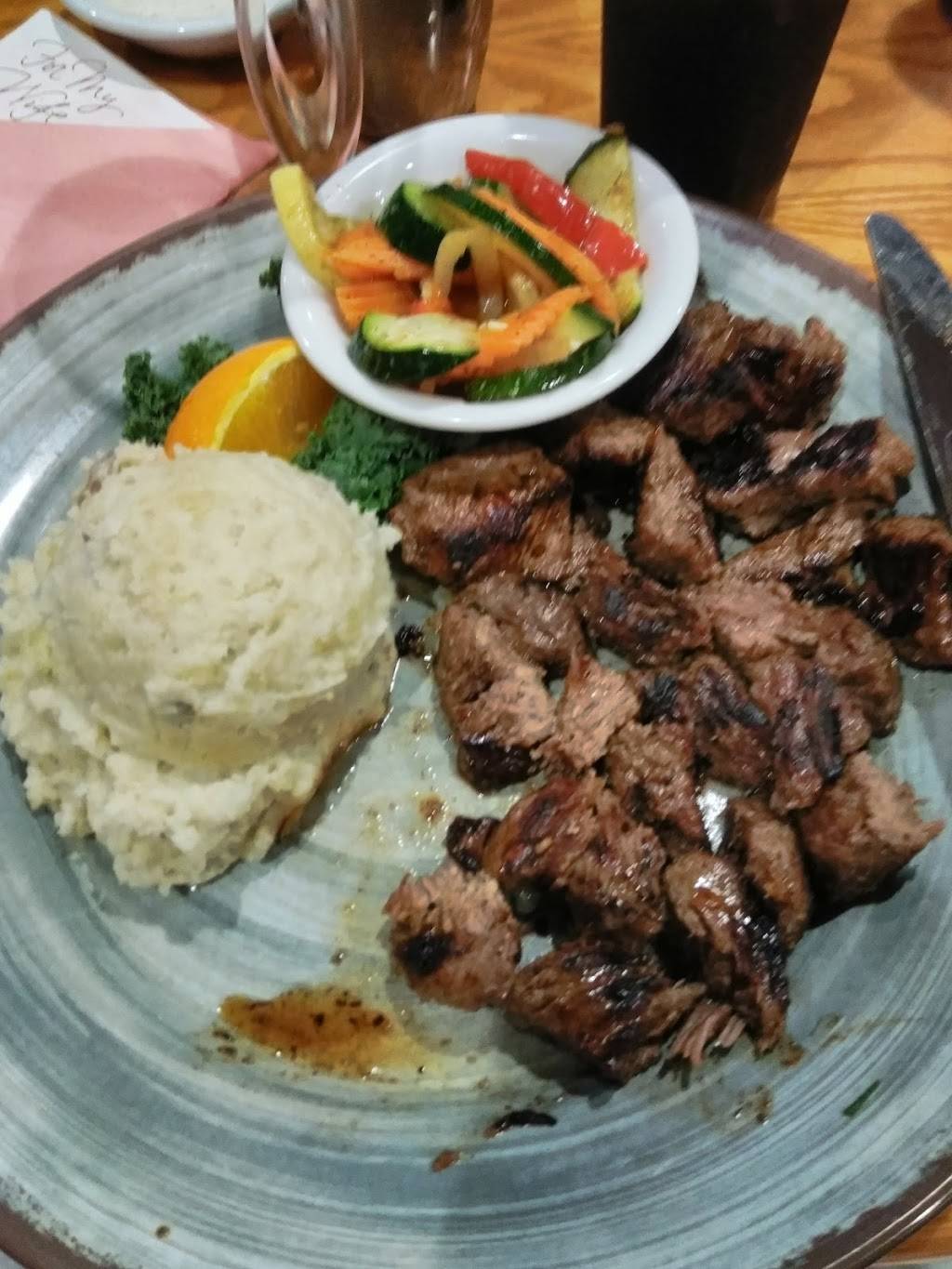 The Charlie Horse | restaurant | 99 Main St, Kingston, MA 02364, USA | 7815855550 OR +1 781-585-5550