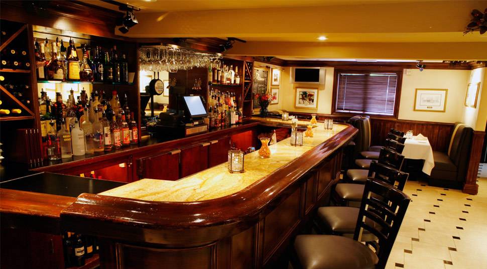 The Clubhouse Restaurant | restaurant | 320 W Jericho Turnpike, Huntington, NY 11743, USA | 6314231155 OR +1 631-423-1155