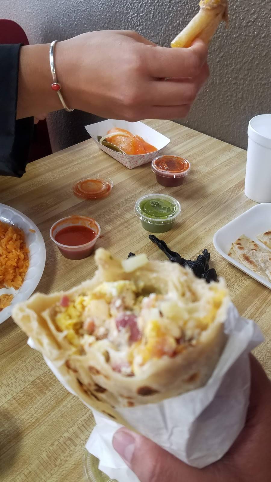 Calis & Fries | restaurant | 5150 Murphy Canyon Rd # 109, San Diego, CA 92123, USA | 8582797733 OR +1 858-279-7733