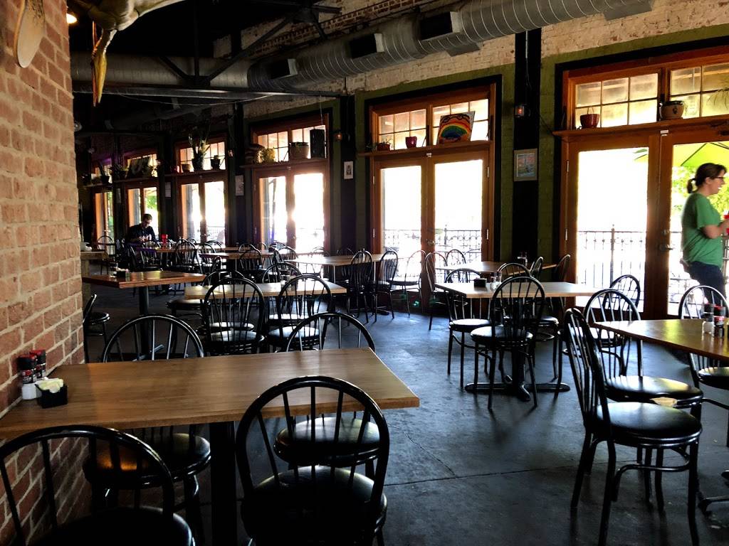 Hammontrees Grilled Cheese | meal takeaway | 326 N West Ave #8, Fayetteville, AR 72701, USA | 4795211669 OR +1 479-521-1669