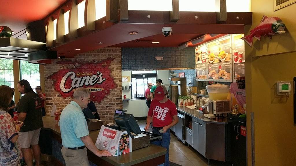 Raising Canes Chicken Fingers | meal takeaway | 1501 Research Forest Dr, Shenandoah, TX 77380, USA | 2812922336 OR +1 281-292-2336