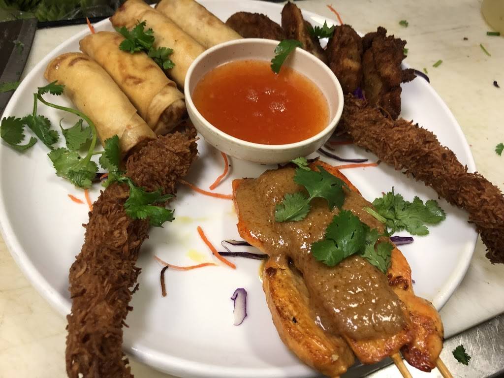 Suvarnaphumi Thai Cuisine. | restaurant | 2148 Saviers Rd, Oxnard, CA 93033, USA | 8054861300 OR +1 805-486-1300
