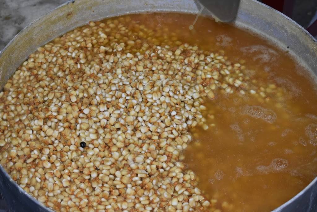 Tortilleria Mana | restaurant | 718 Road 3565, Cleveland, TX 77327, USA | 8327935150 OR +1 832-793-5150