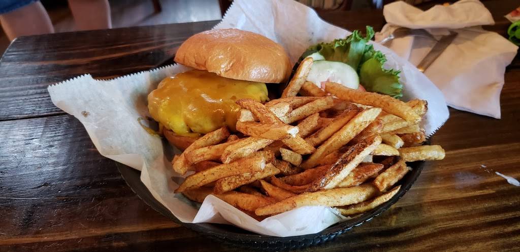 Olivers Pizza & Pub North | restaurant | 3300 W Willow Knolls Dr, Peoria, IL 61614, USA | 3096917891 OR +1 309-691-7891